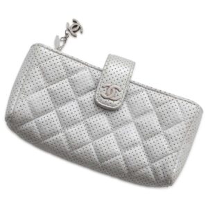 9460669 01 Gucci GG Marmont Quilted Small Shoulder Bag