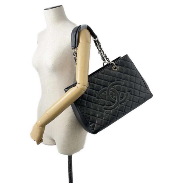 9464087 04 Chanel Matelasse Coco Mark Caviar GST Tote Bag Black