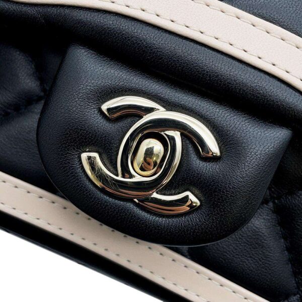 9497696 09 Chanel Matelasse Coco Mark Lambskin Shoulder Bag Black