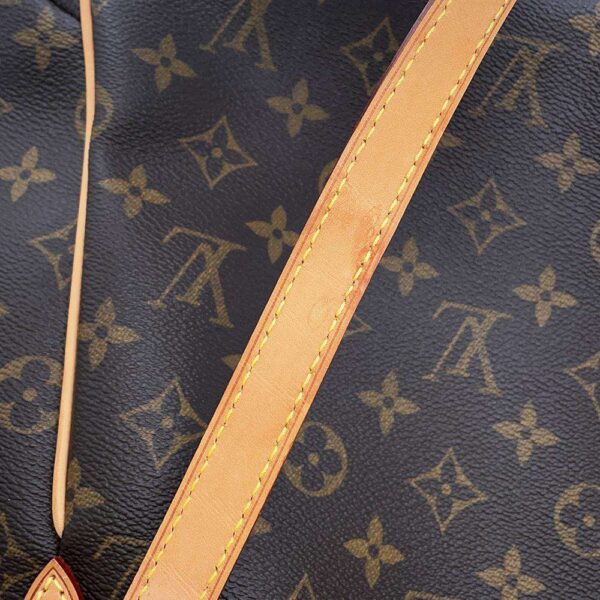 9506541 09 Louis Vuitton Totally MM Monogram Tote Bag