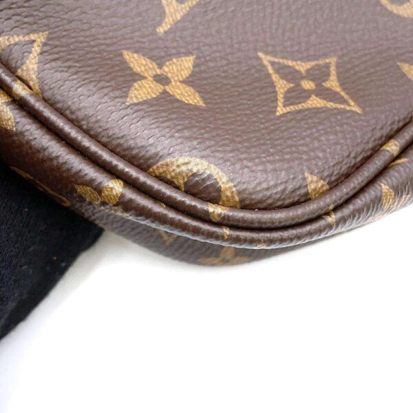 9537477 06 Louis Vuitton Multi Pochette Accessoire Monogram Shoulder Bag