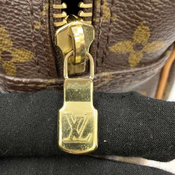 9537637 14 Louis Vuitton Nile Monogram Shoulder Bag