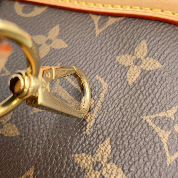 9539150 15 Louis Vuitton Soufflot BB Monogram Handbag