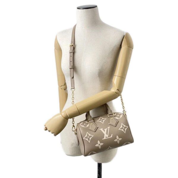 9580046 05 Louis Vuitton Speedy Bandouliere Empreinte Shoulder Bag Beige