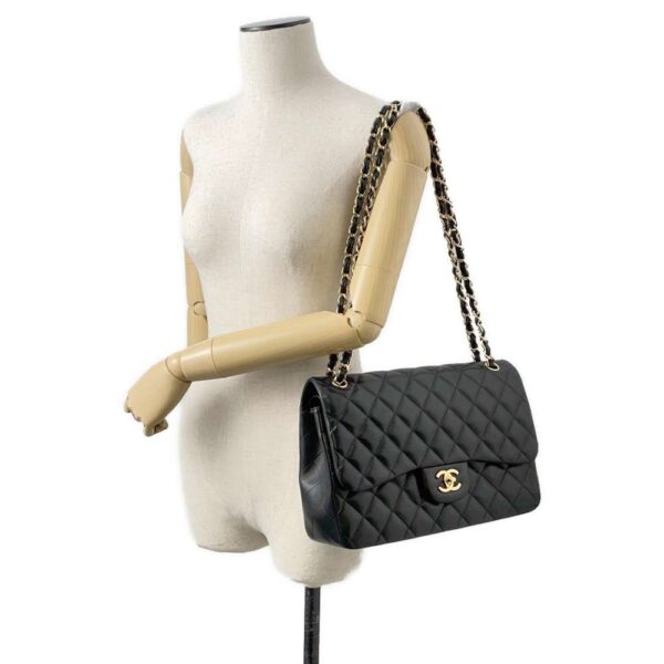 9605350 04 Chanel Matelasse 30 Cocomark Lambskin Shoulder Bag Black