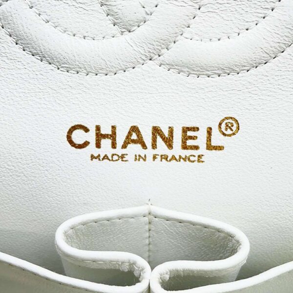 9606609 17 Chanel Matelasse 23 Coco Mark Double Chain Caviar Bag White