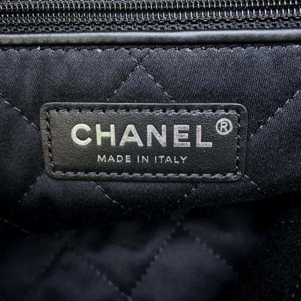 9643406 07 Chanel 22 Denim Chain Shoulder Bag Black