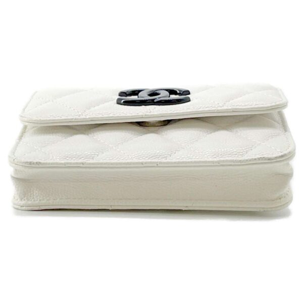 9649439 03 Chanel Matelasse Cocomark Caviar Waist Pouch White