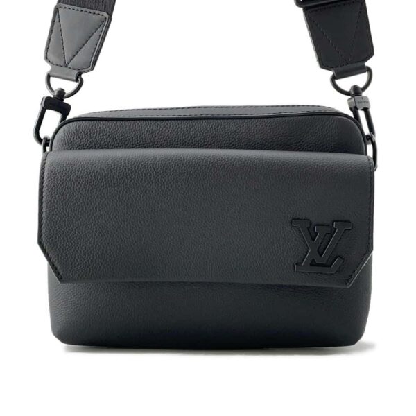 9659315 01 Louis Vuitton Fastline Leather Messenger Shoulder Bag