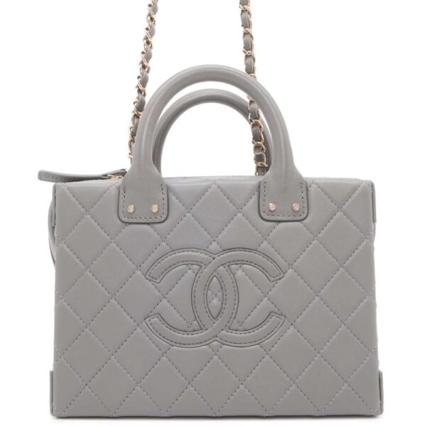 9659377 01 Chanel Vanity Matelasse Cocomark Calf Leather Shoulder Bag