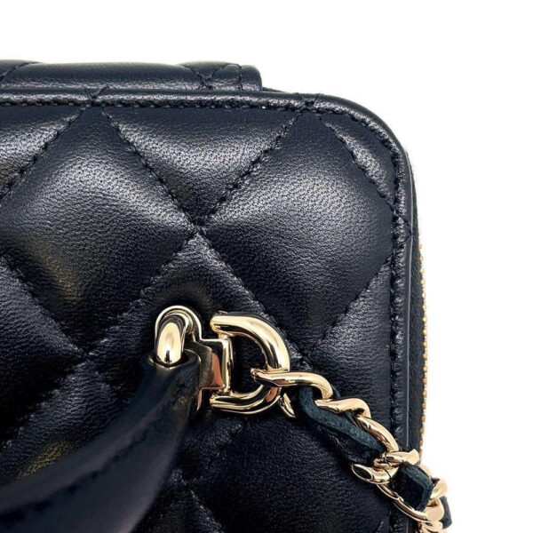 9669963 09 Chanel Vanity Matelasse Cocomark Lambskin Shoulder Bag Black