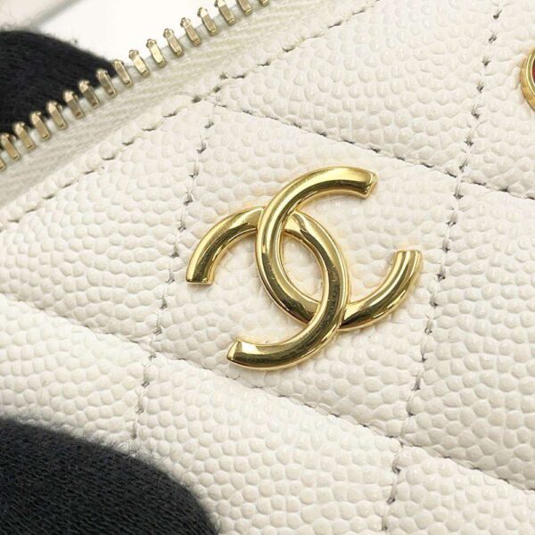 9685376 11 Chanel Small Vanity Matelasse Coco Mark Bag White