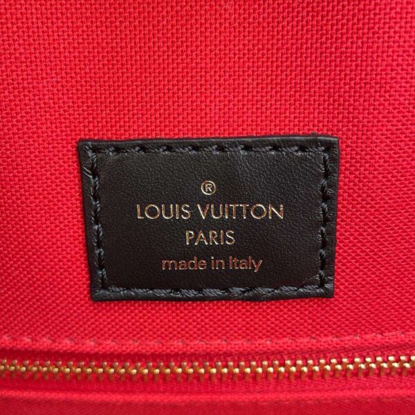 9688162 09 Louis Vuitton On the Go MM Reverse Giant Shoulder Bag 2way