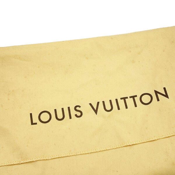 9704602 11 Louis Vuitton Pochette Accessory Monogram Handbag