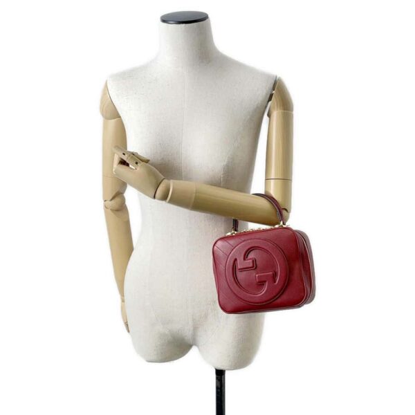 9714656 04 Gucci Blondie Top Handle Leather Handbag White