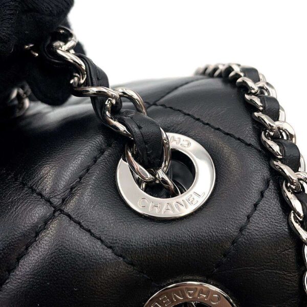 9736641 12 Chanel Matelasse Crumple Calf Leather Shoulder Bag Black