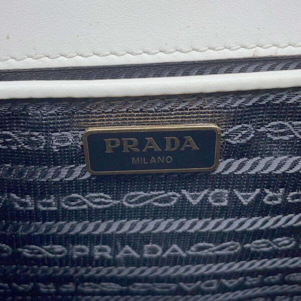 9746978 17 Prada Chain Shoulder Bag Saffiano Leather White