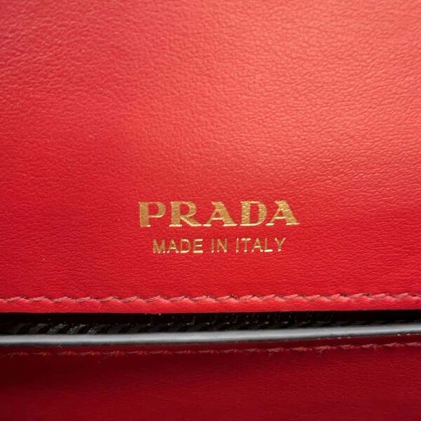 9750654 13 Prada Chain Shoulder Bag Leather Belt Red Black