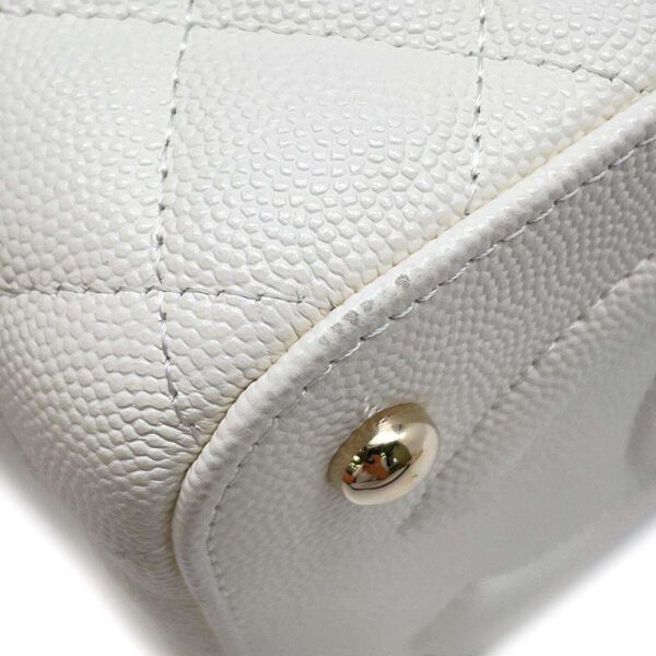 9751231 09 Chanel Cocomark Matelasse Vanity Caviar Bag White