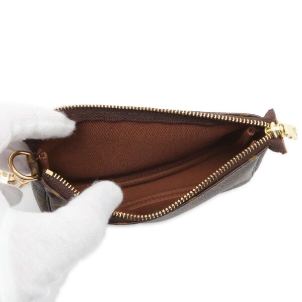 9752962 05 Louis Vuitton Mini Pochette Accessoire Monogram Pouch