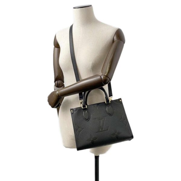 9762206 04 Louis Vuitton On the Go PM Empreinte Tote Bag 2way Black