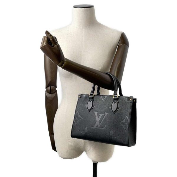 9762206 05 Louis Vuitton On the Go PM Empreinte Tote Bag 2way Black