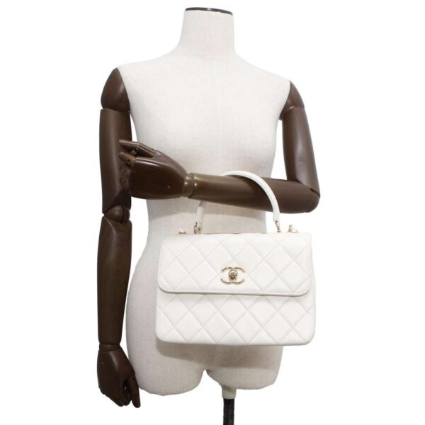 9772779 04 Chanel Cocomark Matelasse Top Handle Lambskin 2way Chain Shoulder Bag White