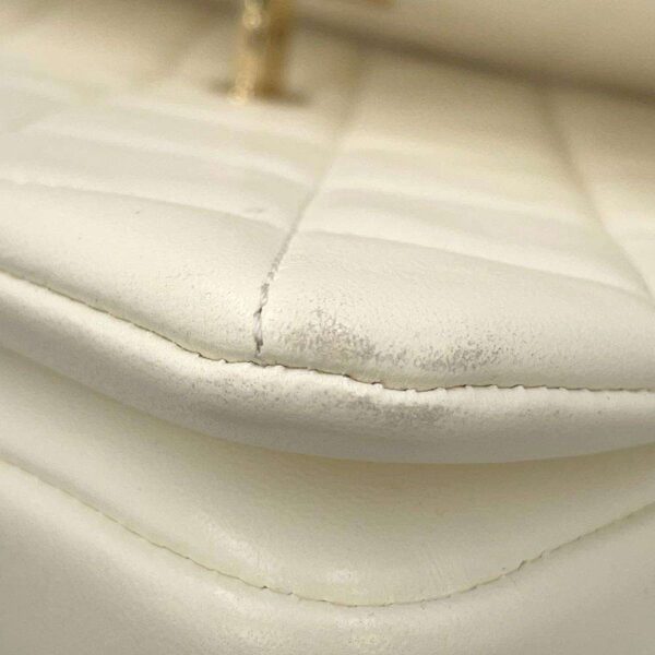 9772779 07 Chanel Cocomark Matelasse Top Handle Lambskin 2way Chain Shoulder Bag White