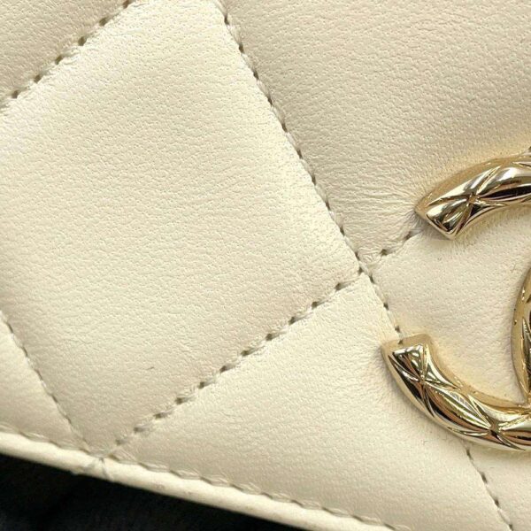 9772779 12 Chanel Cocomark Matelasse Top Handle Lambskin 2way Chain Shoulder Bag White