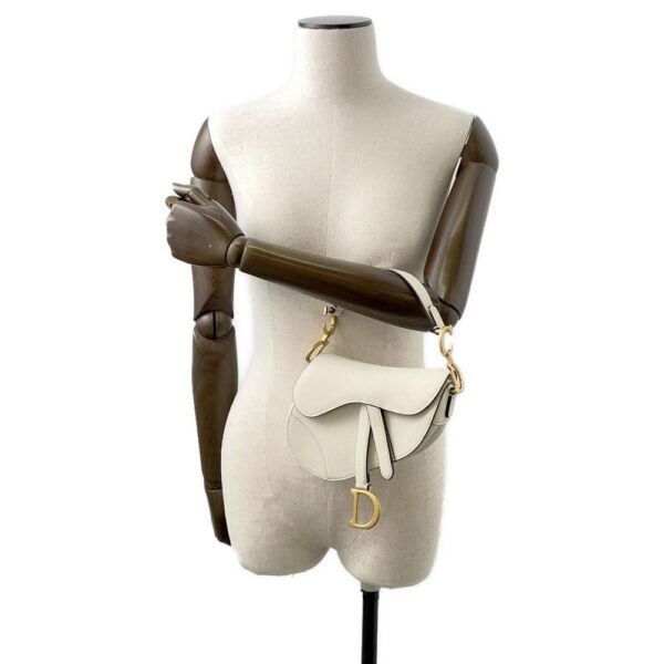 9789142 04 Christian Dior Saddle Leather Shoulder Bag Mini White