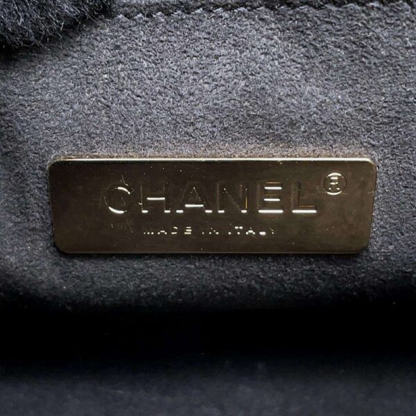 9789203 13 Chanel Kisslock Frame Leather Shoulder Bag