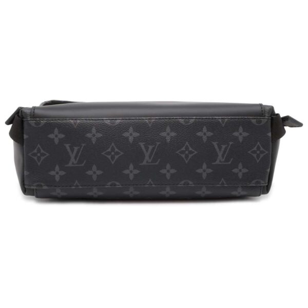 9792364 03 Louis Vuitton Eclipse Messenger Voyage PM Shoulder Bag Black