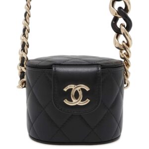 9801639 01 Chanel Single Chain Shoulder Bag Matelasse Lambskin Black With Gold Hardware