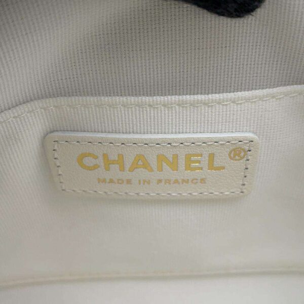 9811607 10 Chanel Matelasse Coco Mark Small Camera Bag White