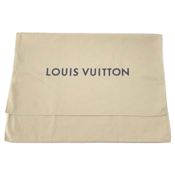 9817494 09 Louis Vuitton Taiga District PM Shoulder Bag