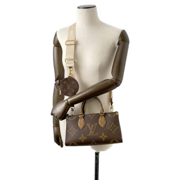 9817586 05 Louis Vuitton Reverse Giant On The Go 2way Shoulder Bag