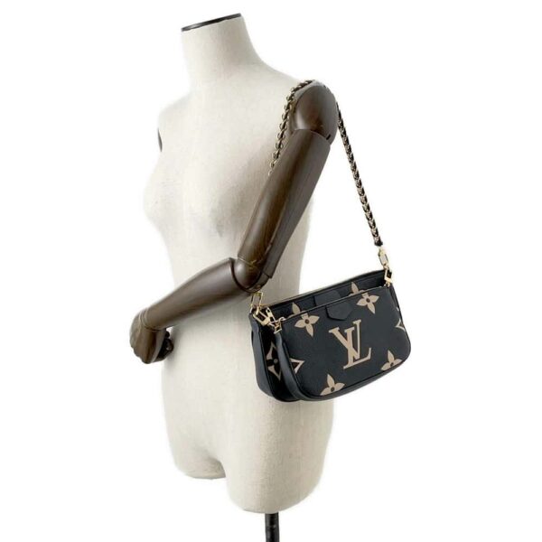 9817623 05 Louis Vuitton Multi Pochette Accessoire Empreinte Bag Black