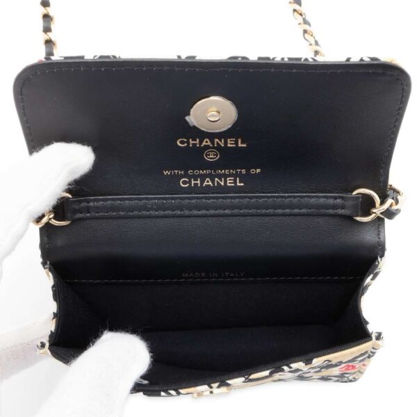 9818996 05 Chanel Checkered Flag Here Mark Canvas Pochette