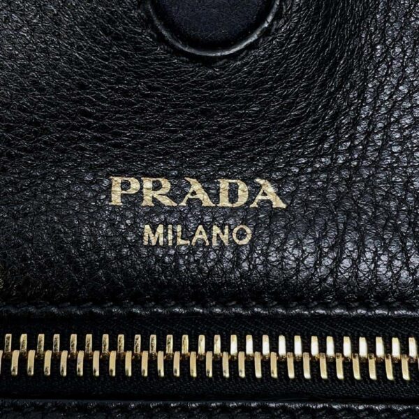 9819245 14 Prada Tote Bag Leather with Pouch