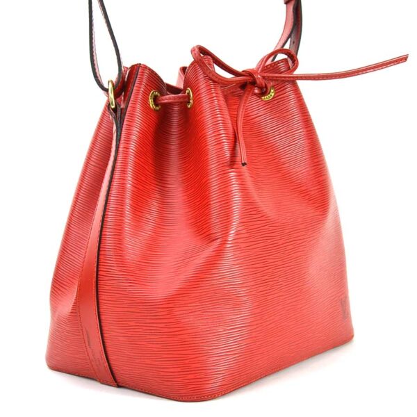 98903a 1 Louis Vuitton Noe Epi Leather Shoulder Bag Red