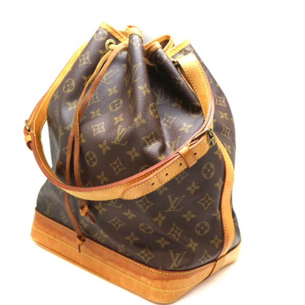 a21 1306 1 Louis Vuitton Noe Shoulder Bag Monogram Canvas Brown