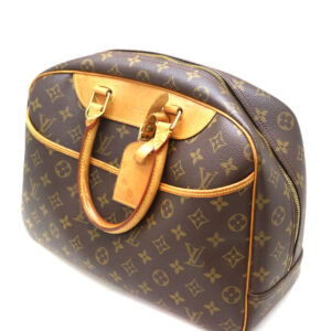 a21 1339 1 Louis Vuitton Looping GM Shoulder Bag Monogram Brown