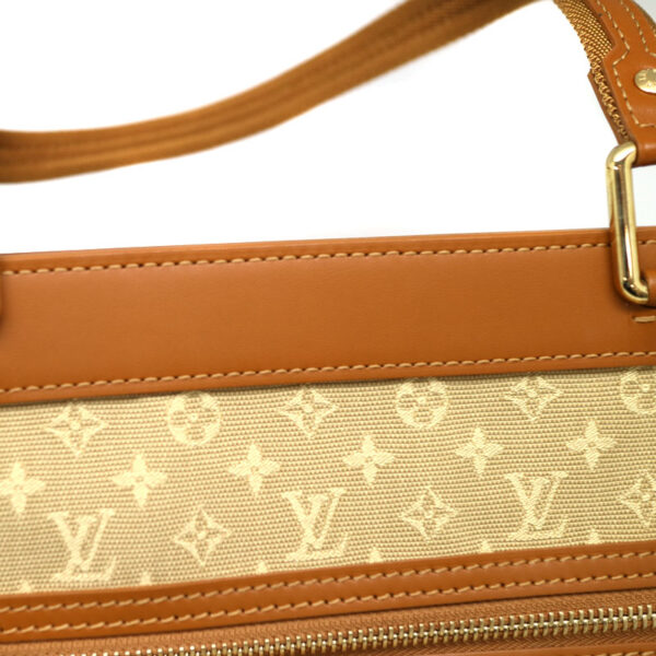 a21 1965 8 Louis Vuitton Ruche PM Handbag Monogram Mini Beige