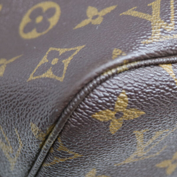 a21 2957 7 Louis Vuitton Neverfull MM Tote Bag Monogram Brown