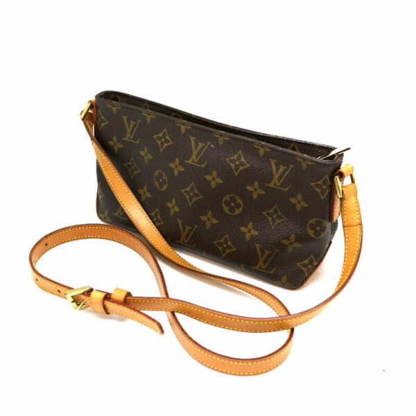 a21 3119 1 Louis Vuitton Trotter Shoulder Bag Monogram Brown