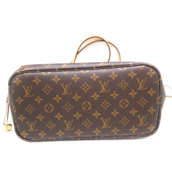 a21 3525 6 Louis Vuitton Neverfull MM Monogram Tote Bag