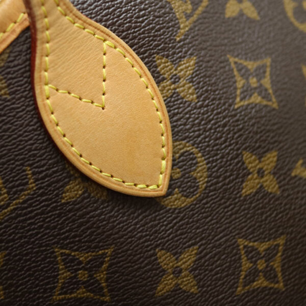 a21 4043 9 Louis Vuitton Neverfull MM Tote Bag Monogram Brown