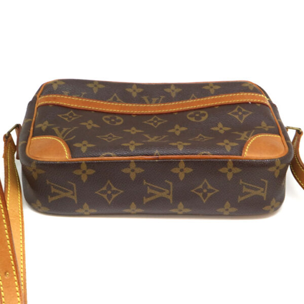 a21 4592 6 Louis Vuitton Trocadero 23 Shoulder Bag Monogram Brown