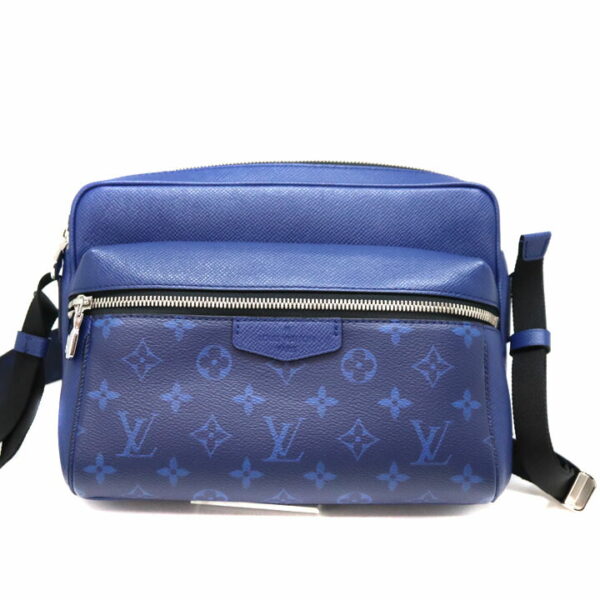 a21 7901 2 Louis Vuitton Outdoor Messenger PM Taiga Shoulder Bag