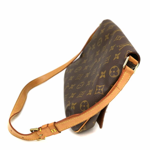 a21 8669 5 Louis Vuitton Musette Tango Shoulder Bag Monogram Brown